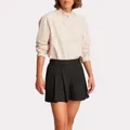 Short noir