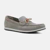 Chaussures bateau en daim gris