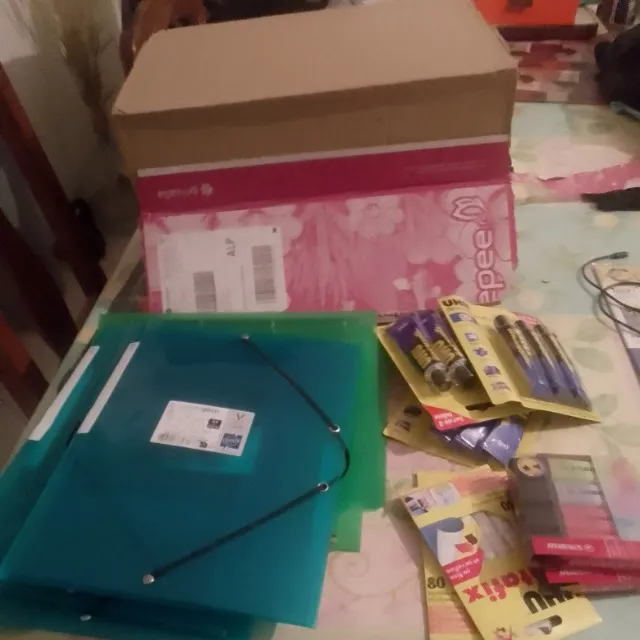 Renouvellement de pochettes pour factures