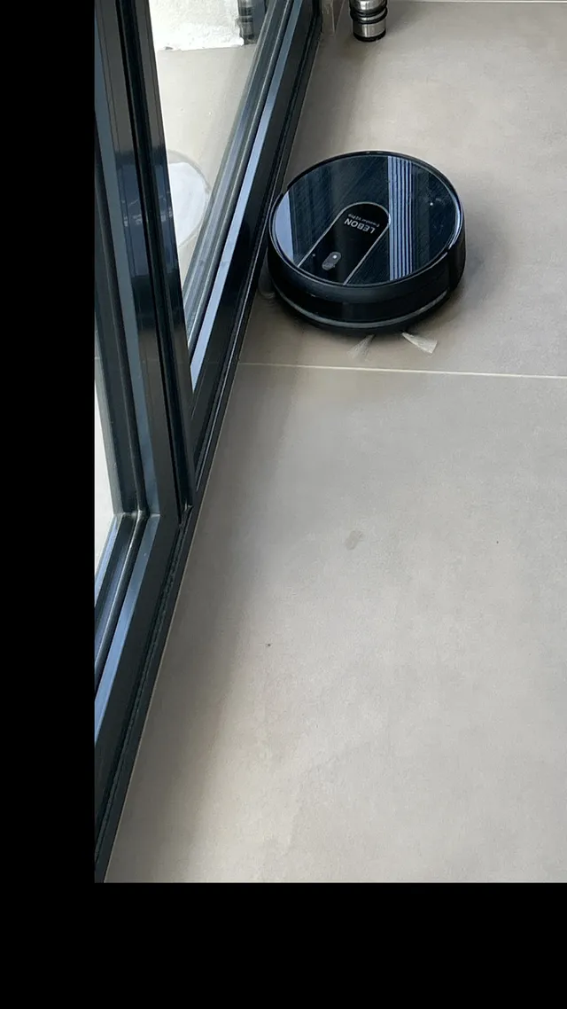 Robot aspirateur Lebon