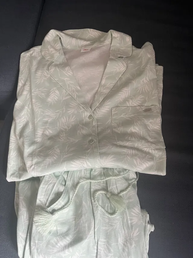 Pyjamas S. Oliver