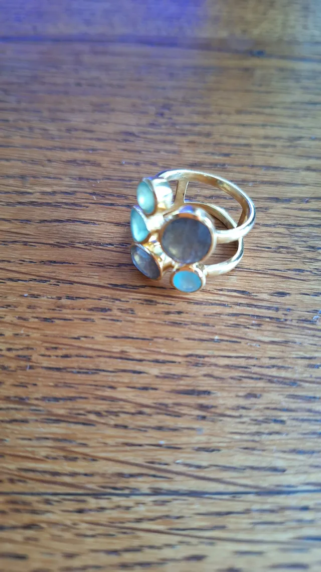 Jolie bague