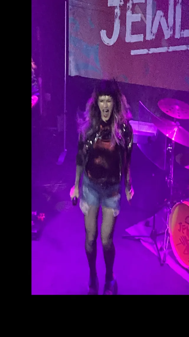 Des concerts, pas des stades !