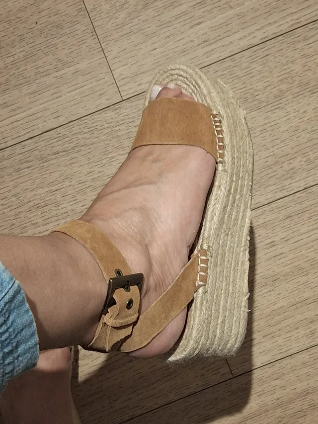 Sandales