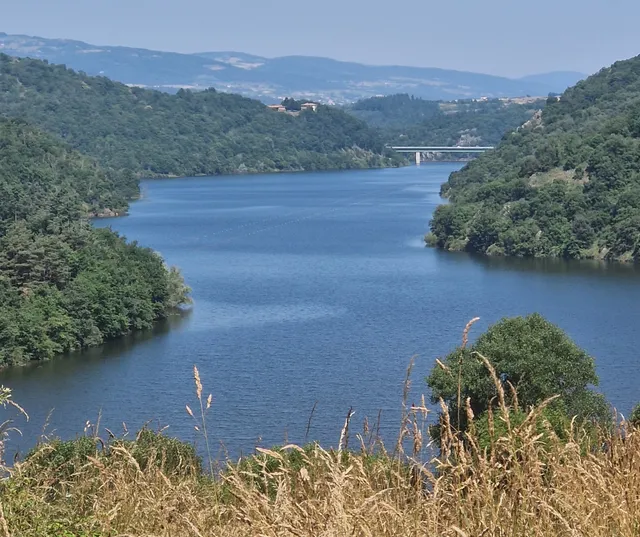 La Loire 42 : barrage de Villerest