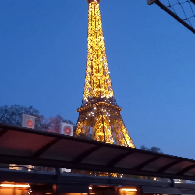 Paris Paris magnifique