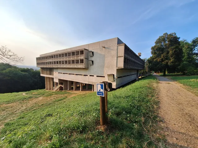 Couvent Sainte-Marie de La Tourette