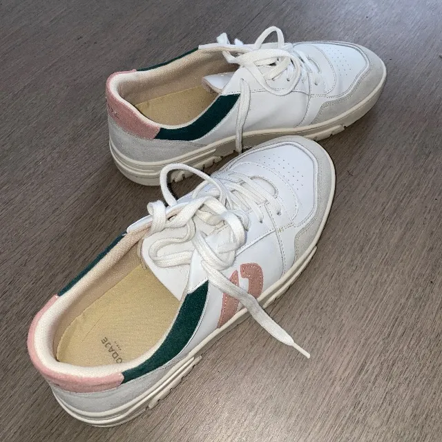 Nouvelles chaussures Odaje