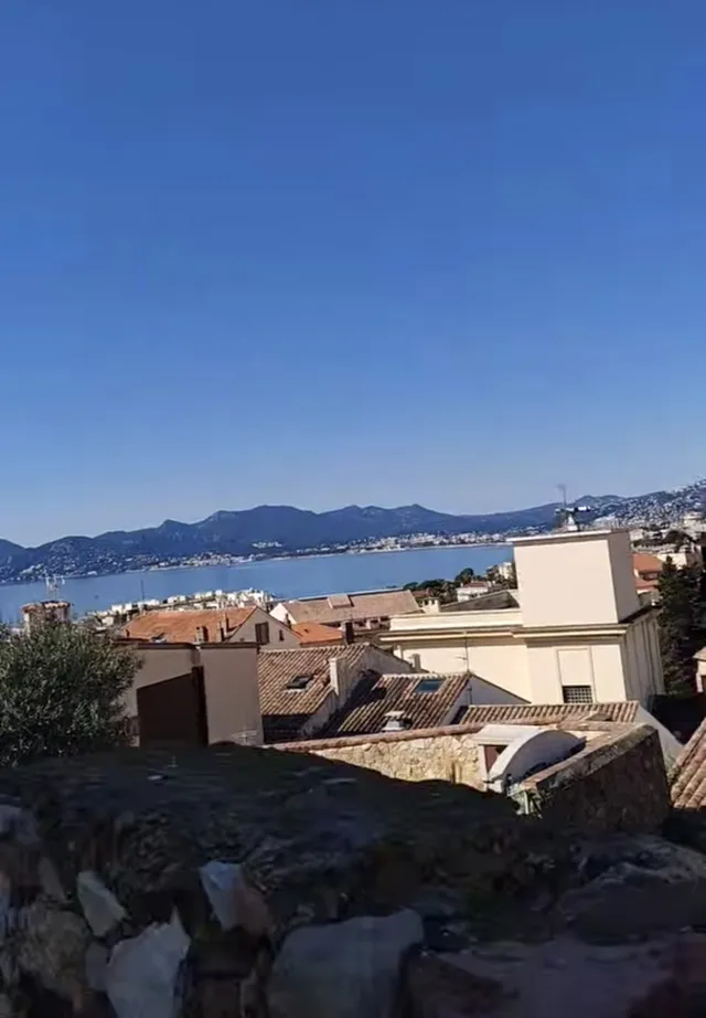 Biot