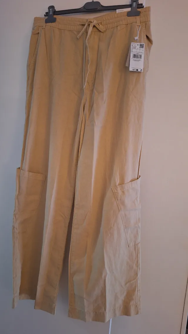 LEGERETE DU PANTALON