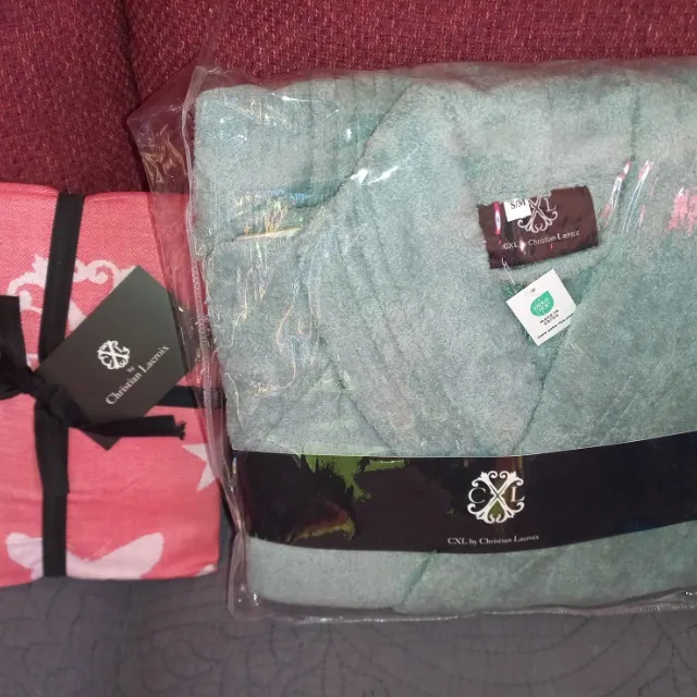 Peignoir et torchons vente Christian Lacroix