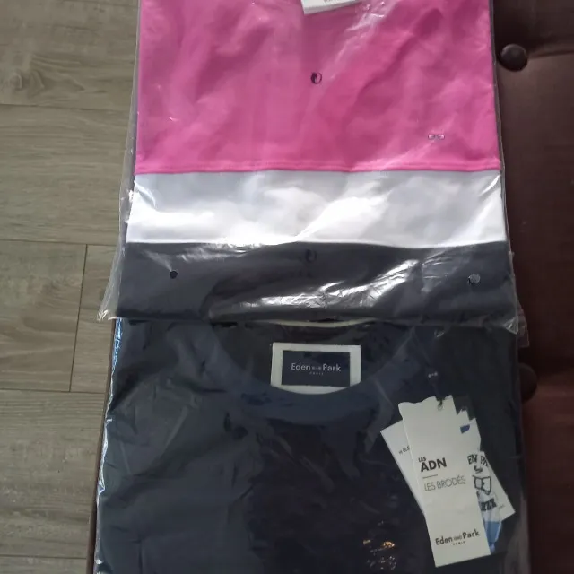 Tees shirts