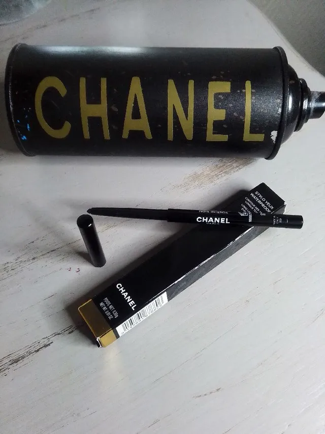 Gros coup coeur pour ce Crayon Chanel,et surtout mes - 2