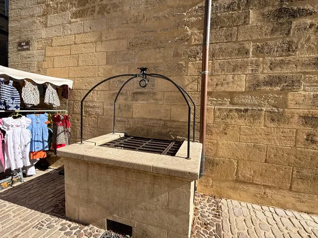 Uzès, Montaren et Garrigues dans le Gard