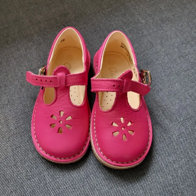 Chaussures petite fille