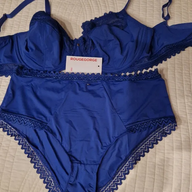 Joli ensemble de lingerie