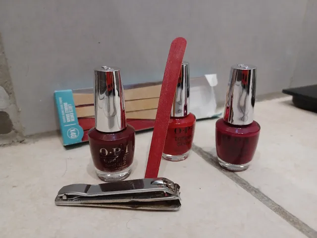 Beauté des ongles avec les vernis OPI