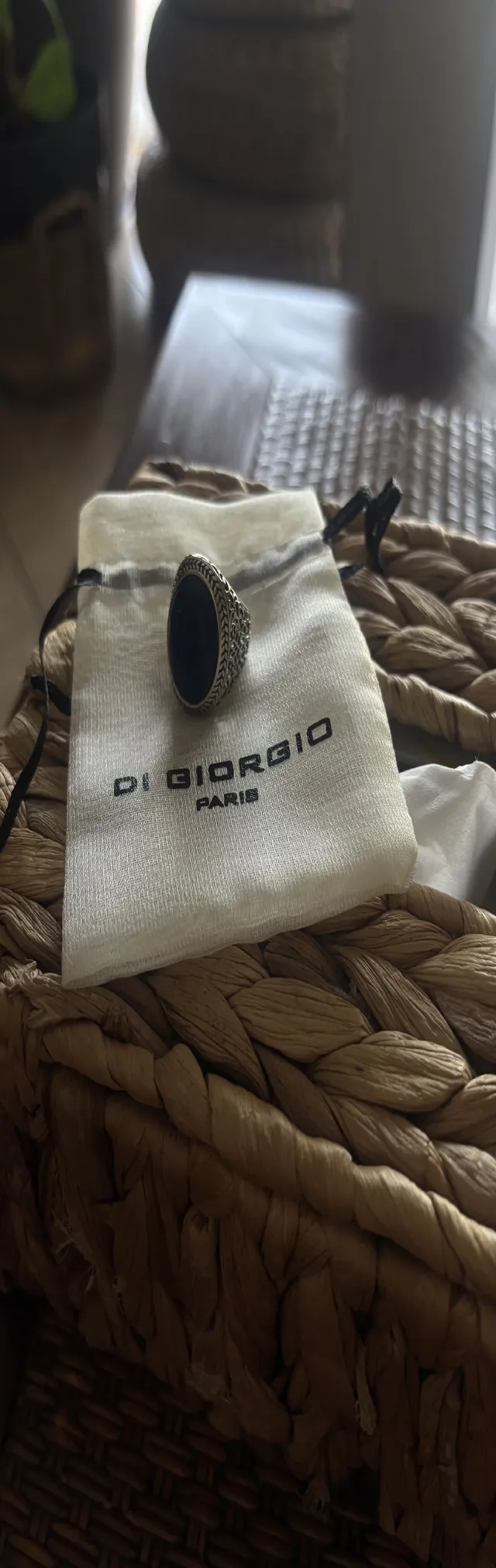 Une bague trop stylé …di giorgio ! J’adore 🥰