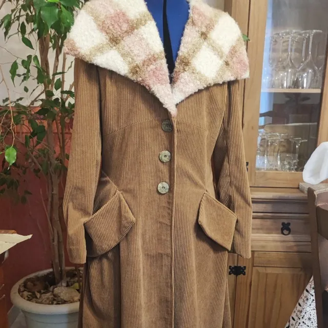 Manteau fait main pour les fêtes