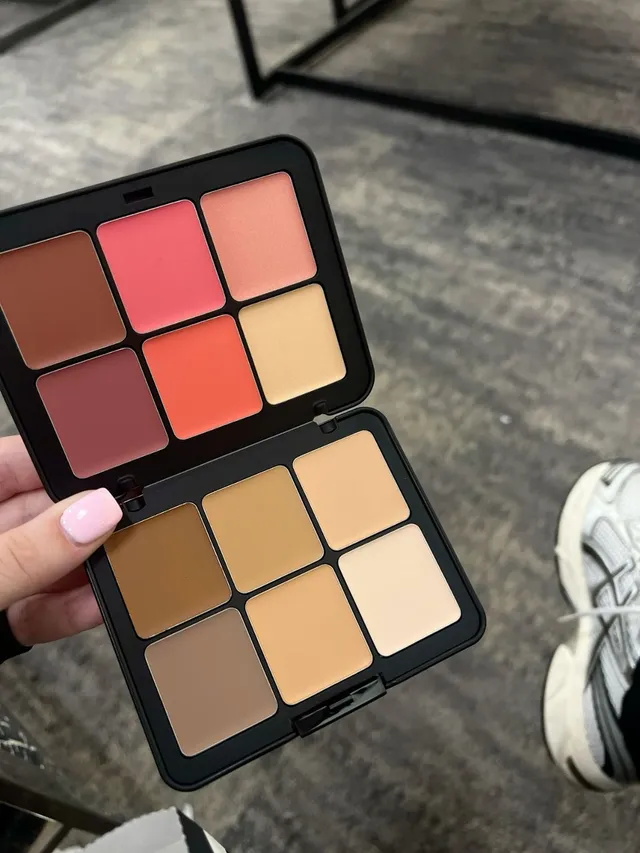 palette makeup forever