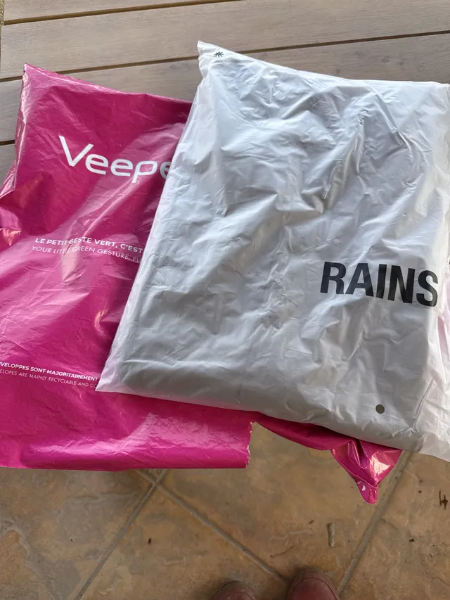 imperméable RAINS pour mon amie