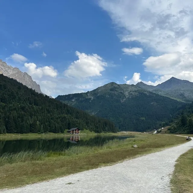 Lac de tueda