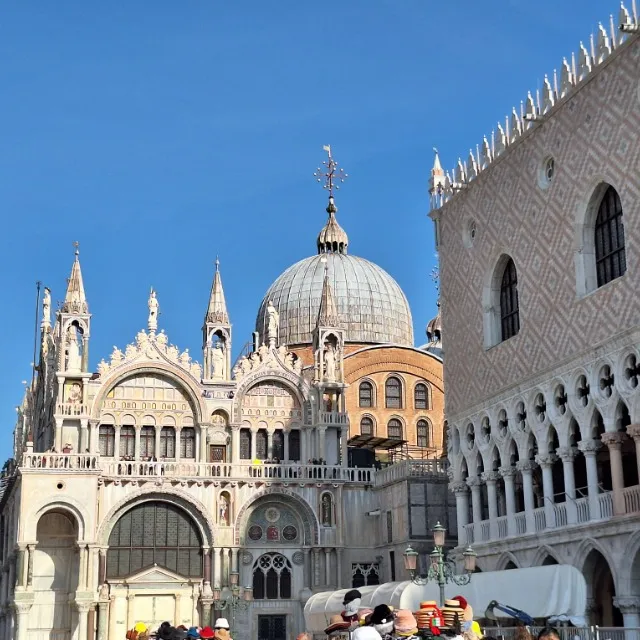 Voir Venise et rêver