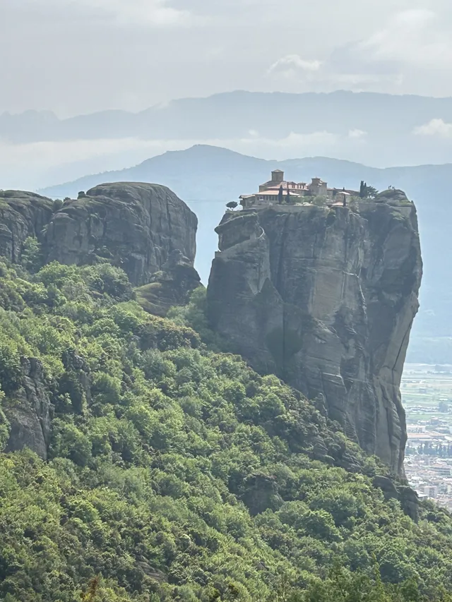 Les Météores en Grèce