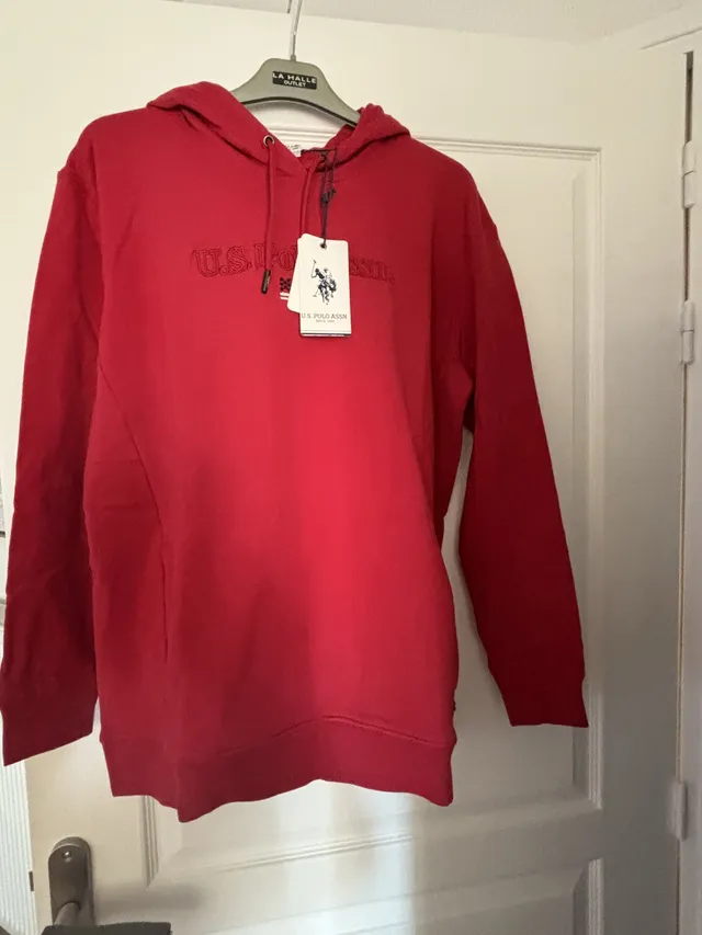 US polo ASSN rouge