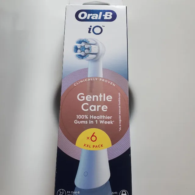Oral B