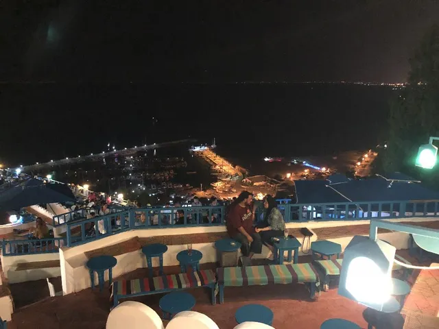 Sidi bousaid, le café des délice by night