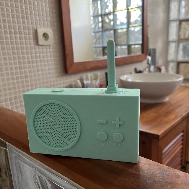 Radio et enceinte bluetoo LEXON