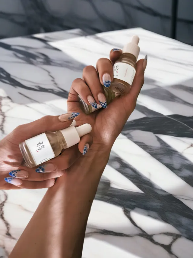Des serums au format mini... pour emporter partout au soleil 🌞