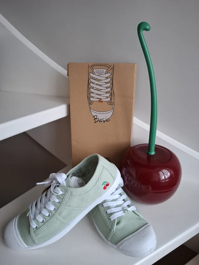 Mes petits tennis le temps des cerises 🍒