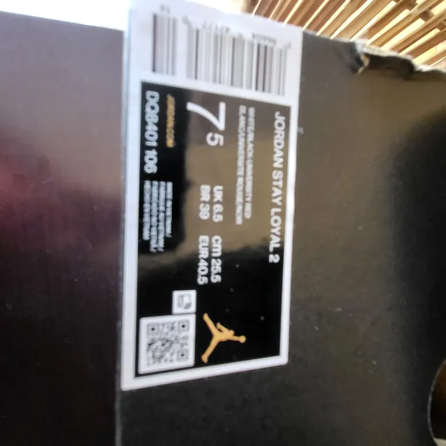 Une paire de chaussures bien portée !!
