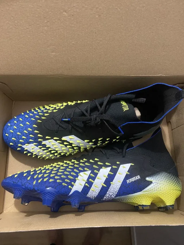 Crampons adidas Predator