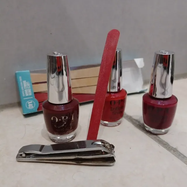 Beauté des ongles avec les vernis OPI
