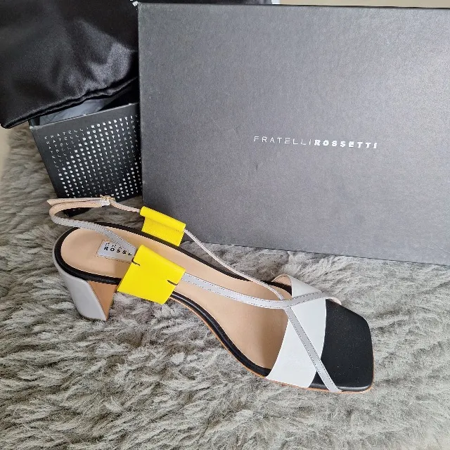 La shoes !!!