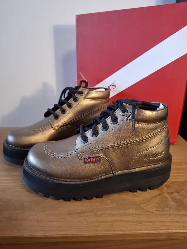 Kickers