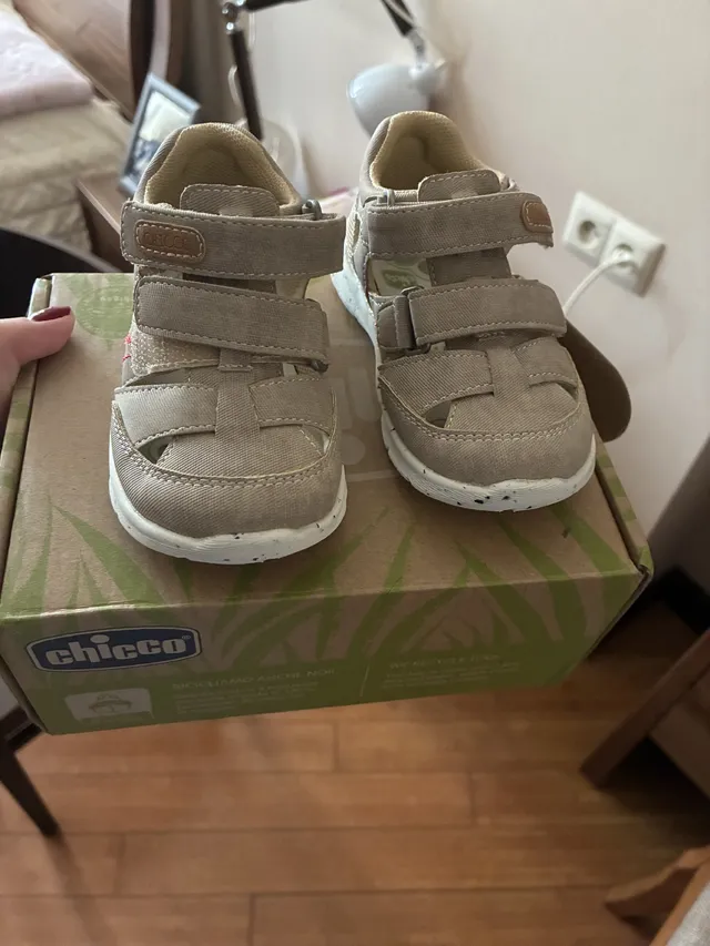 Sandales bébé super pratiques !