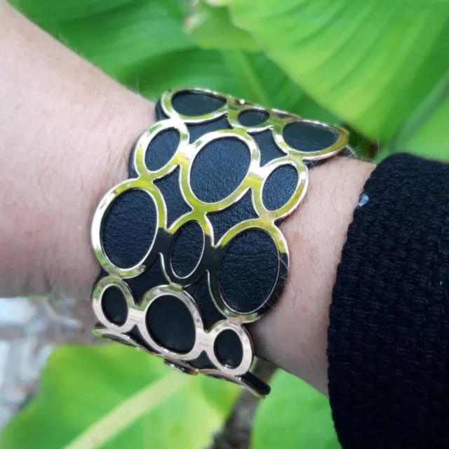 Bracelets manchettes Suzanne