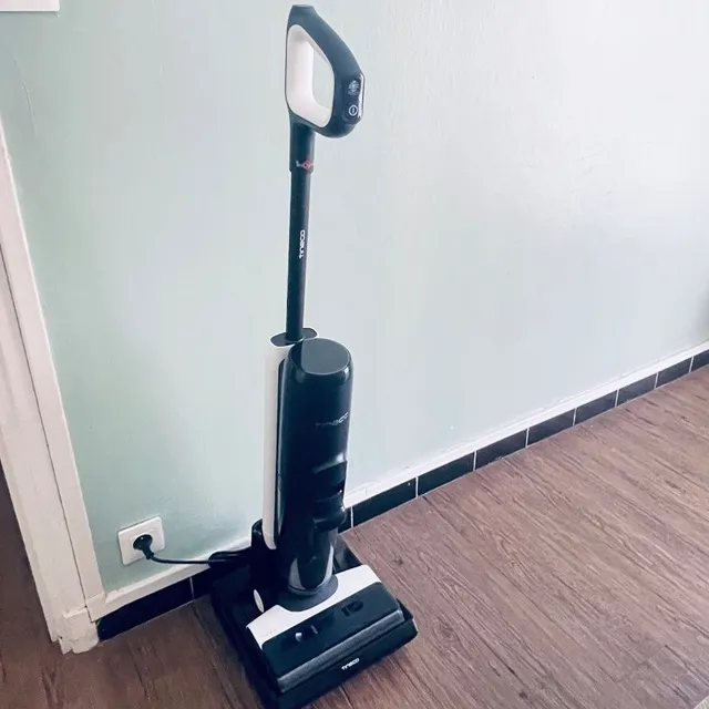 Aspirateur laveur Tineco