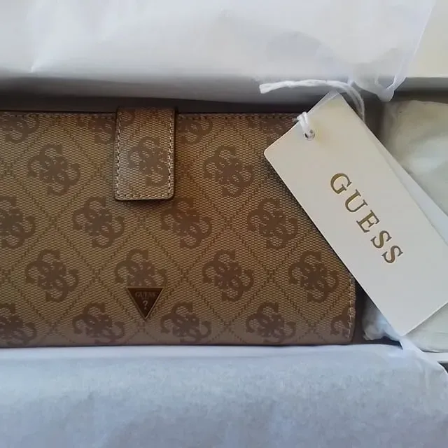 Magnifique sac Guess