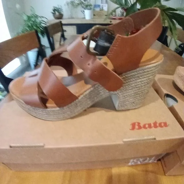 VENTE BATA