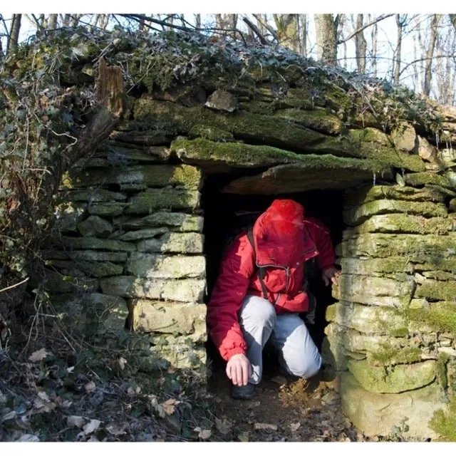 Le sentier des cabornes dans les Monts du Lyonnais