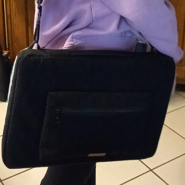 Sacoche ordinateur parfaite pour l'ordinateur de Margo