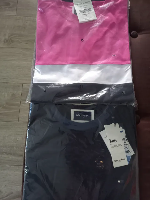 Tees shirts
