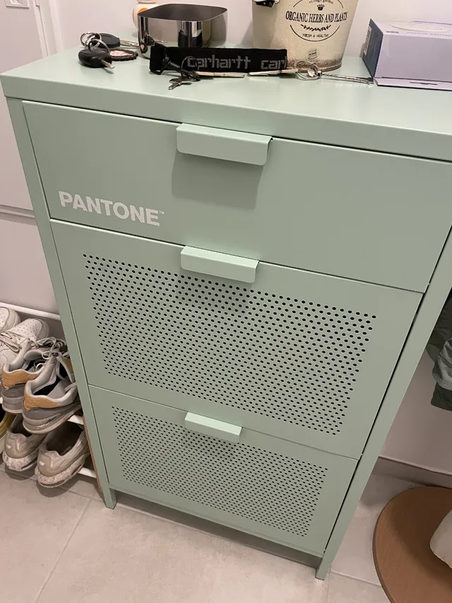 Meuble à chaussures Pantone