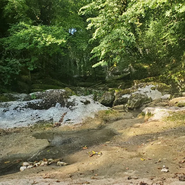 Les marmites de l'Ain