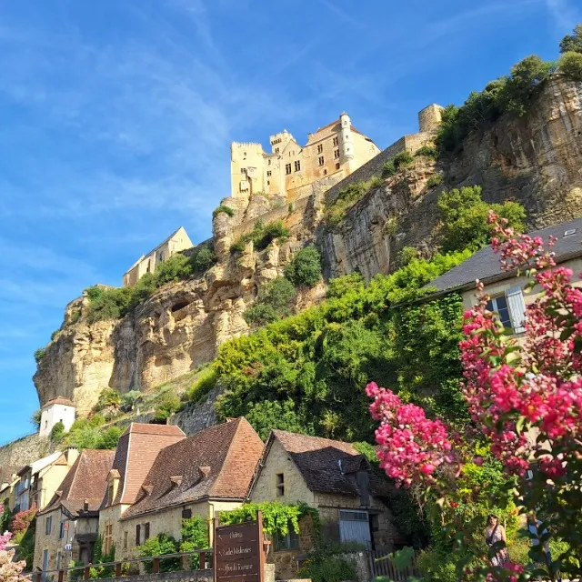 Beynac et Cazenac en Perigord noir, une pépite !!